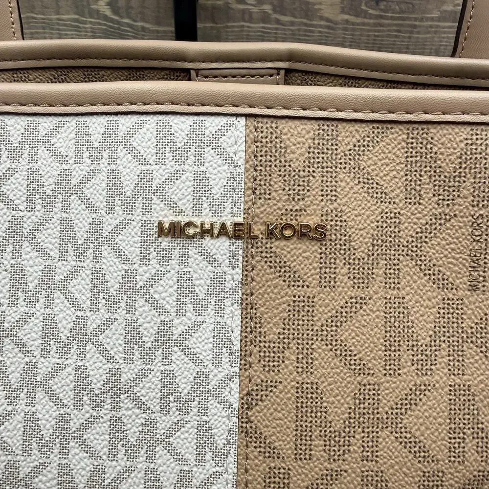 Michael Kors Carter Signature Large Open Tote Bag Purse Vanilla and Tan Multi